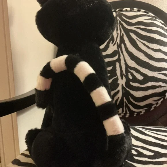 Dollskill x Emily the Strange “The Great Neechee” Oversized Plush - Picture 2 of 2